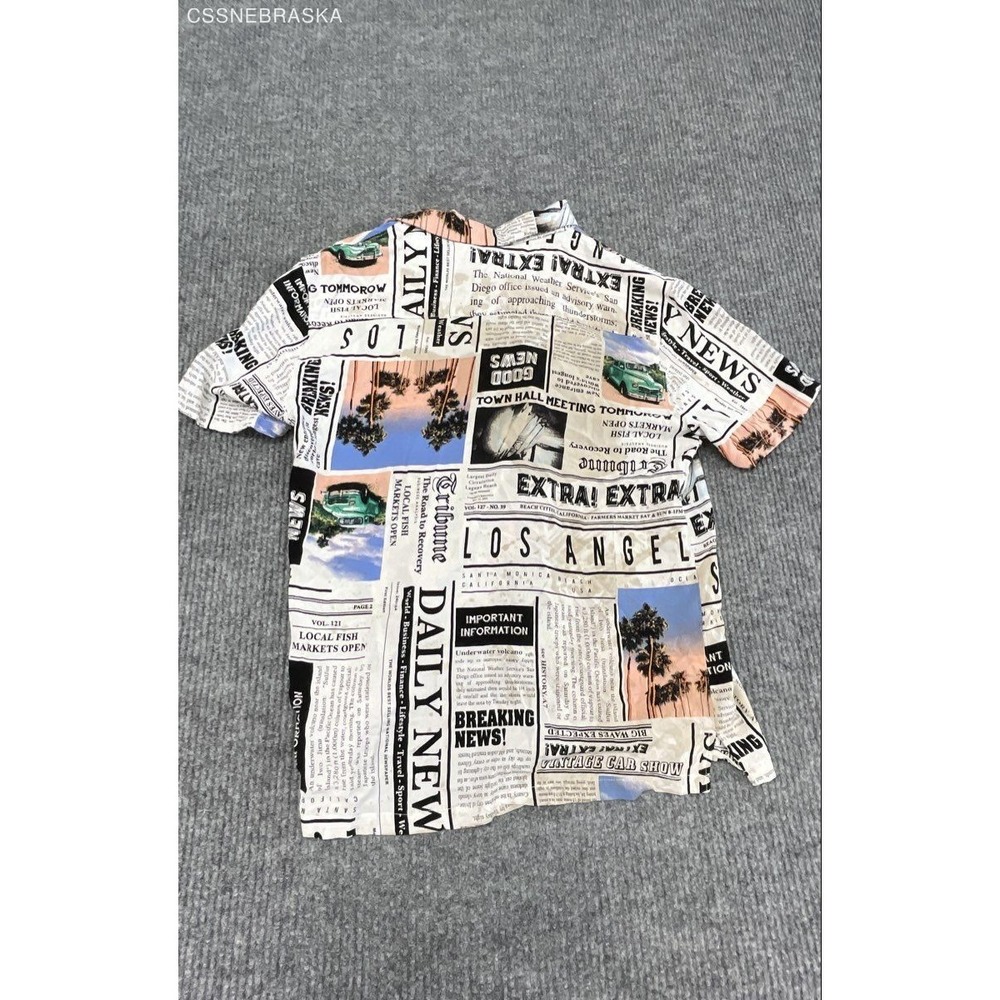 No Boundaries Men's Newspaper Print Rayon Button Down Shirt Palm Tree Car Sz M - Picture 8 of 10